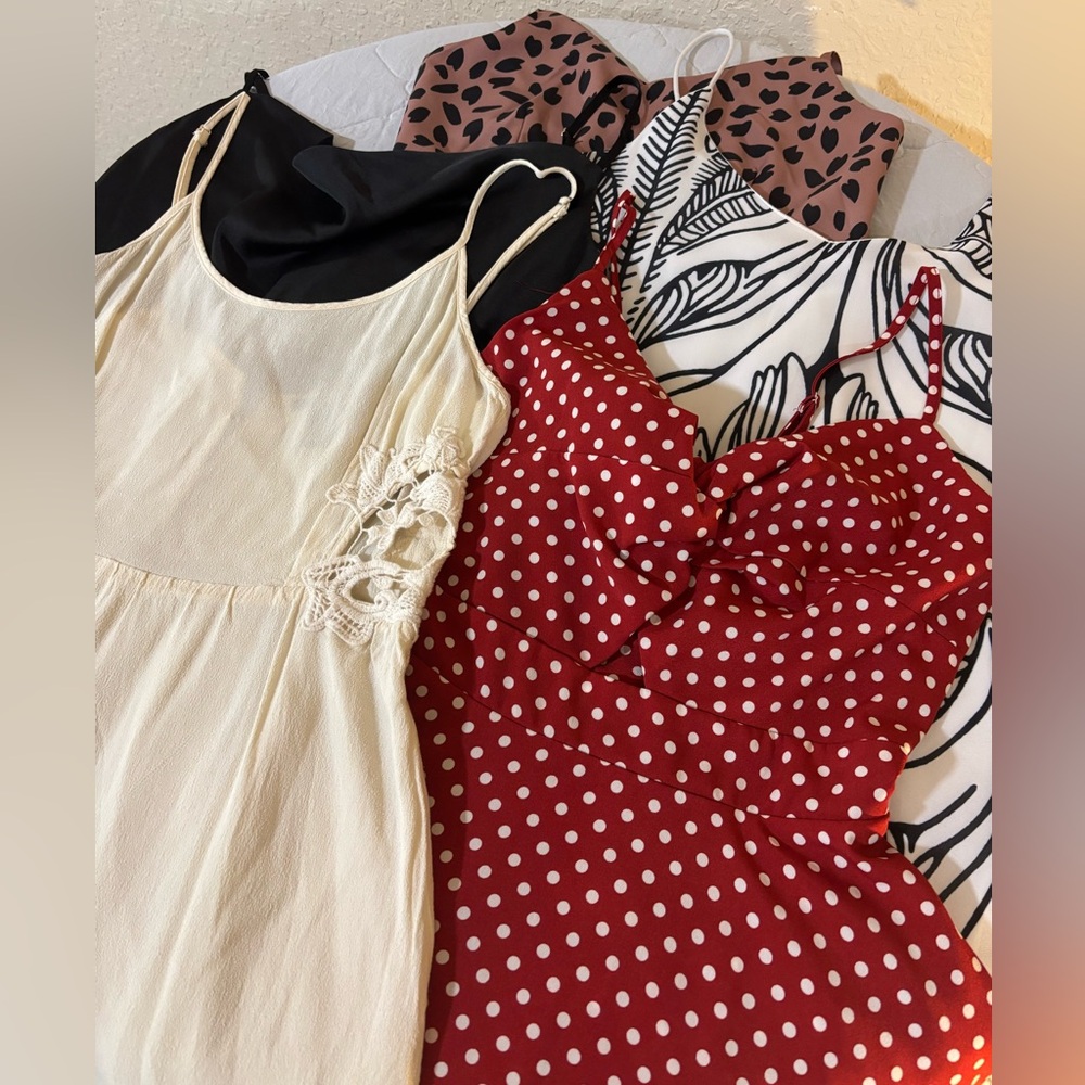 BUNDLE of 5 Dresses, size S/M